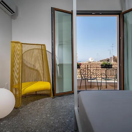 Bed 10.5 - Design Πανσιόν Castellammare del Golfo
